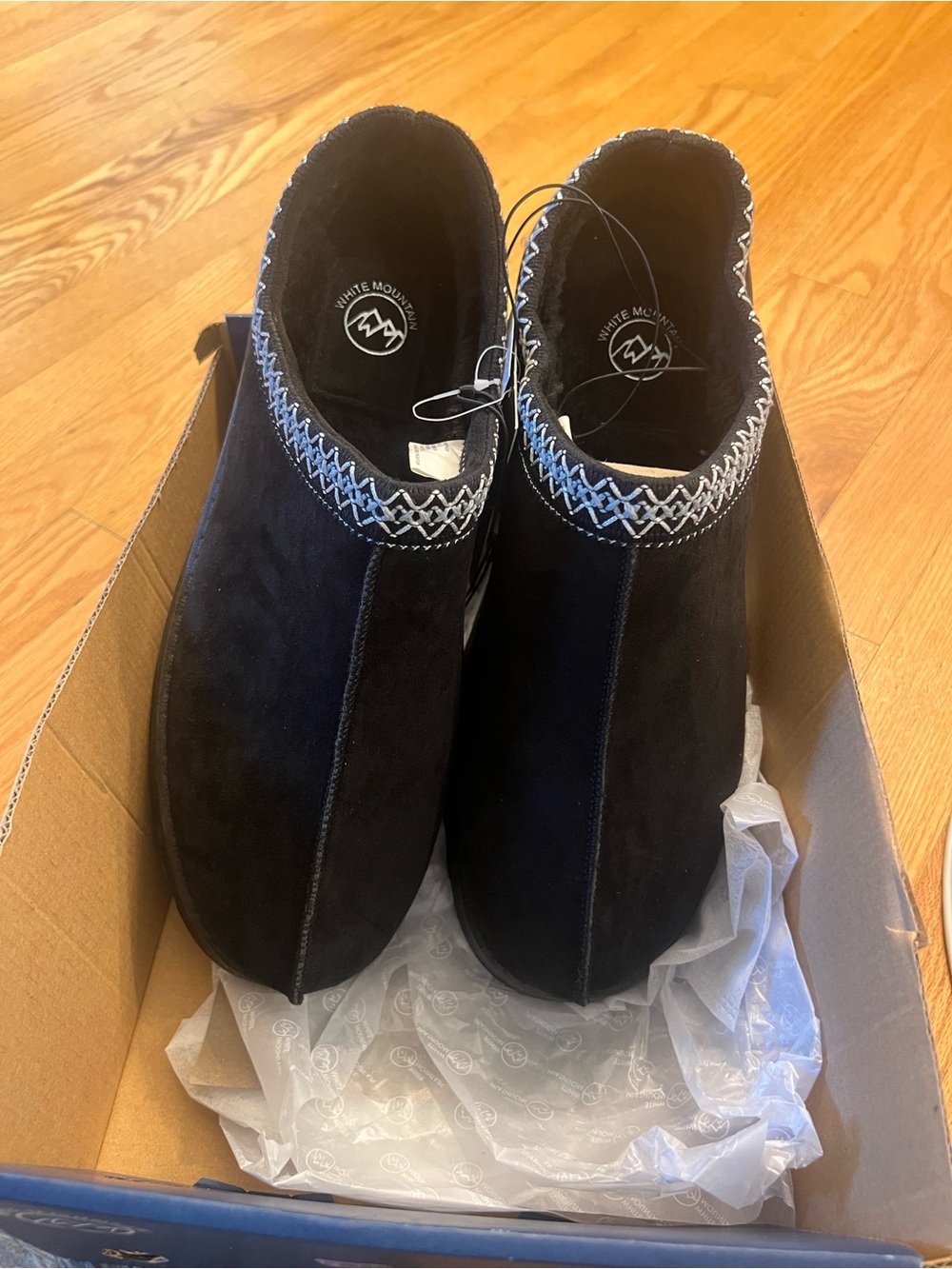 White Mountain Black Suede Slip-On mens  Shoes